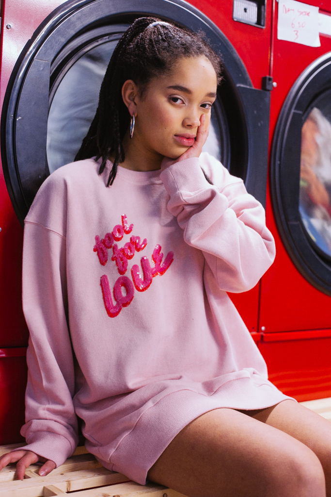 FOOL FOR LOVE Oversized Sweatshirt – Unisex